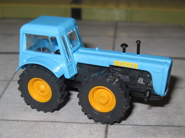Traktor Dutra D4K - blau